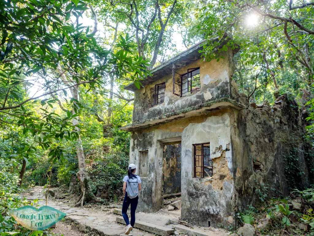 mau ping old house pak kong mau ping sai kung hong kong - laugh travel eat