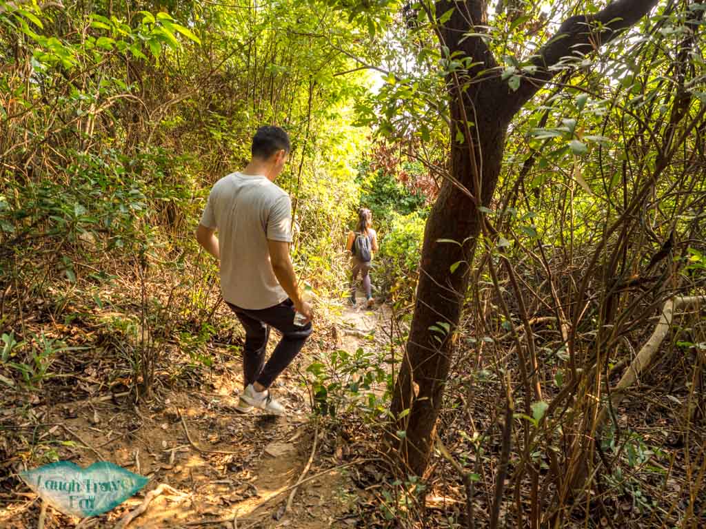 final-stretch-to-chung-hom-kok-hong-kong-laugh-travel-eat