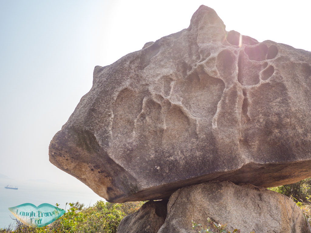 second-peak-to-other-big-rock-chung-hom-kok-hong-kong-laugh-travel-eat