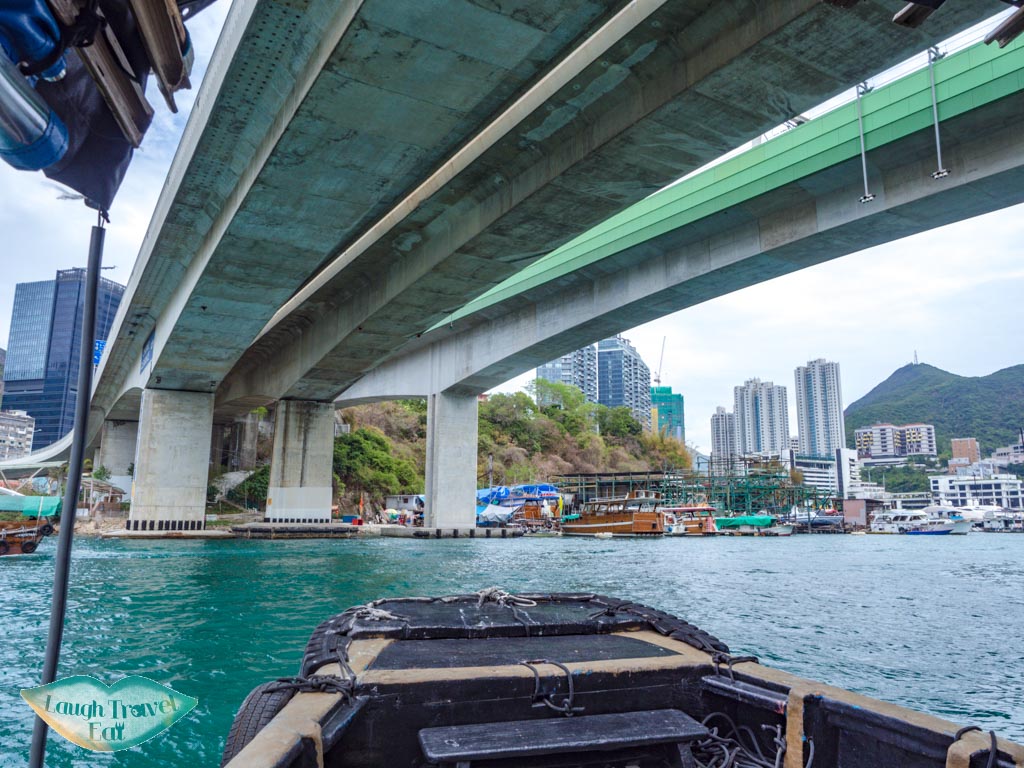 bridge connecting aberdeen aberdeen 1773 houseboat aberdeen hong kong island hong kong - laugh travel eat