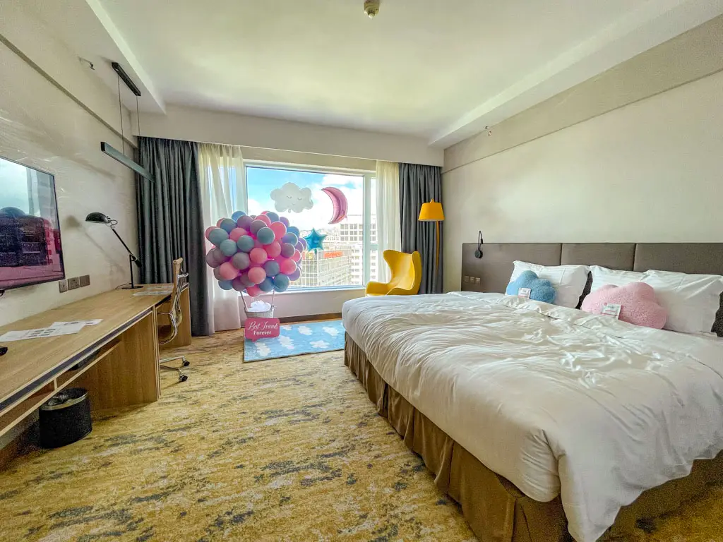 room park hotel tst hong kong - laugh travel eat