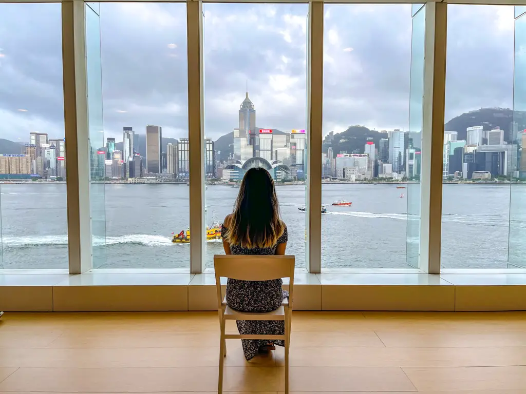 window Museum of Art tsim sha tsui hong kong - laugh travel eat