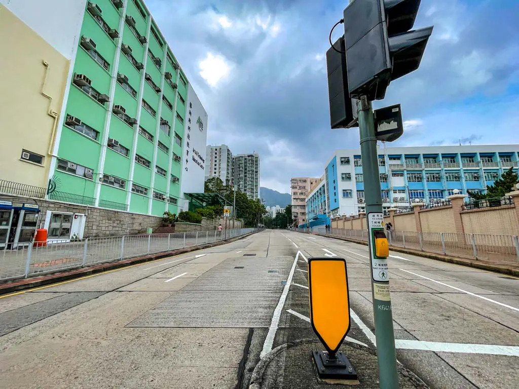 junction road facing northwest to go to checkerboard hill kowloon hong kong - laugh travel eat