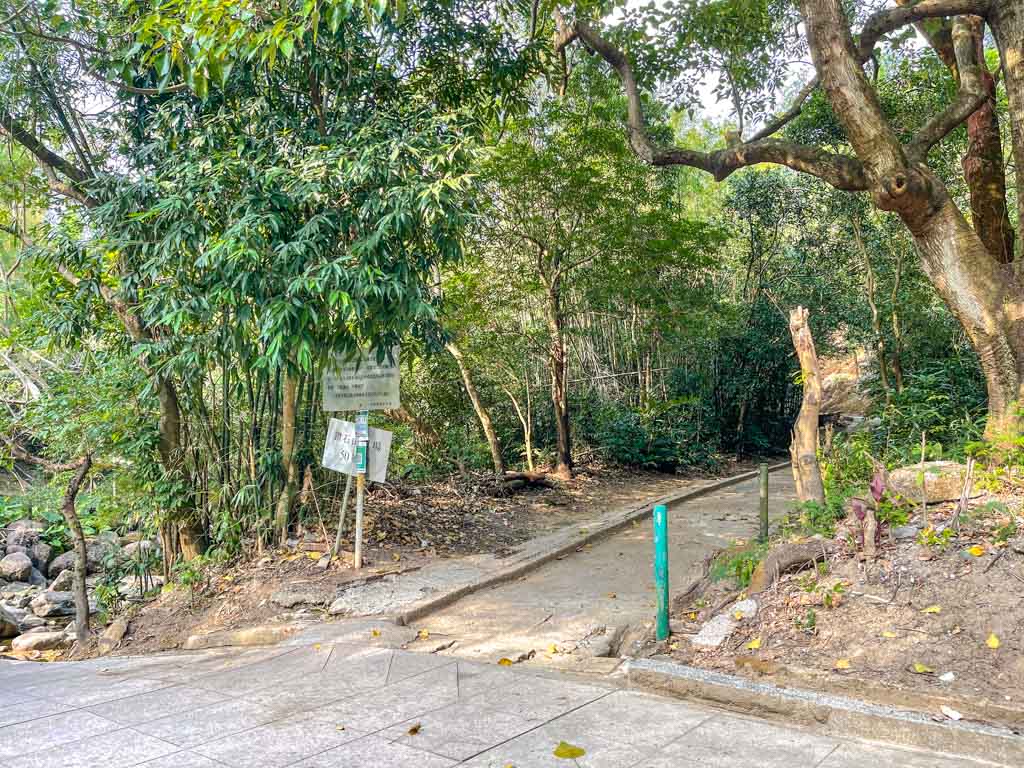 Fu Shan bus stop to Diamond Hill Urn Cementary shark rock kowloon hong kong - laugh travel eat