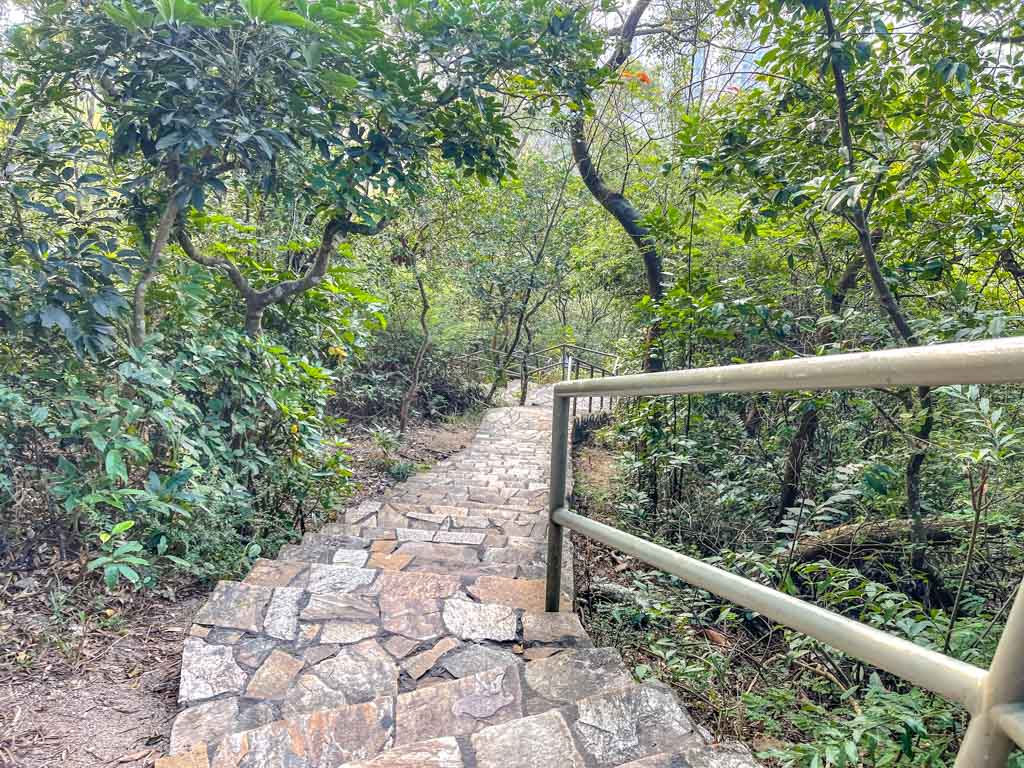 Nam Shan back to Diamond Hillkowloon hong kong - laugh travel eat