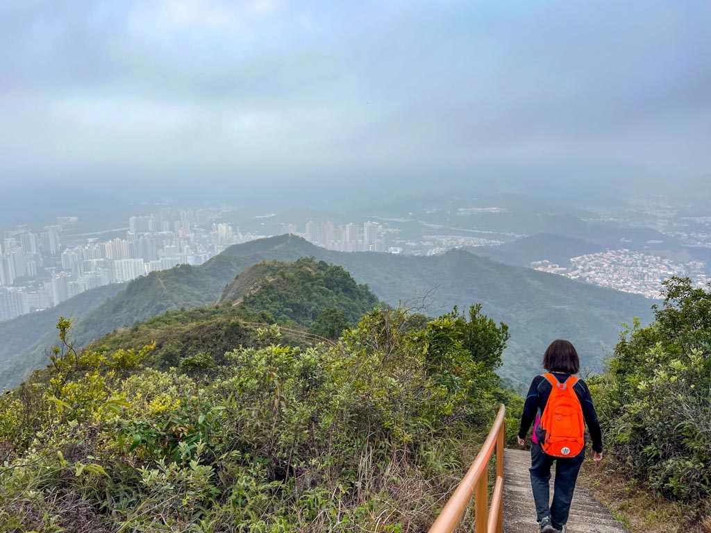 cloudy hill down wilson trail section 8 hong kong - laugh travel eat