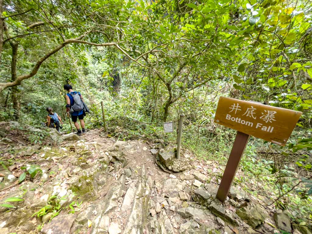 bottom fall junction to bottom fall ng tung chai waterfall hike hong kong - laugh travel eat