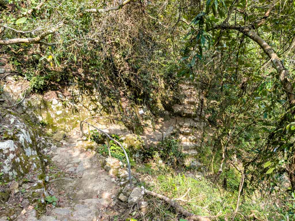 bottom fall to middle fall ng tung chai waterfall hike hong kong - laugh travel eat