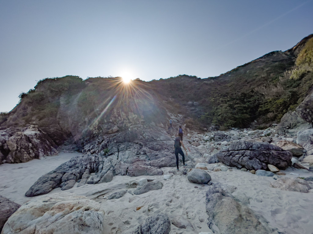 first part of tung wan to tai wan sai kung hong kong 一尖三咀過四灣 - laugh travel eat-3