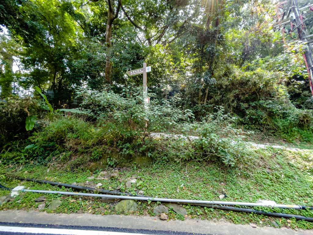 ng tung chai village to man tak yuen by trail start ng tung chai hong kong- laugh travel eat