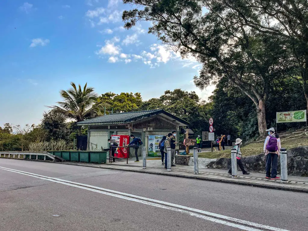 pak tam au trail start sai kung hong kong 一尖三咀過四灣 - laugh travel eat