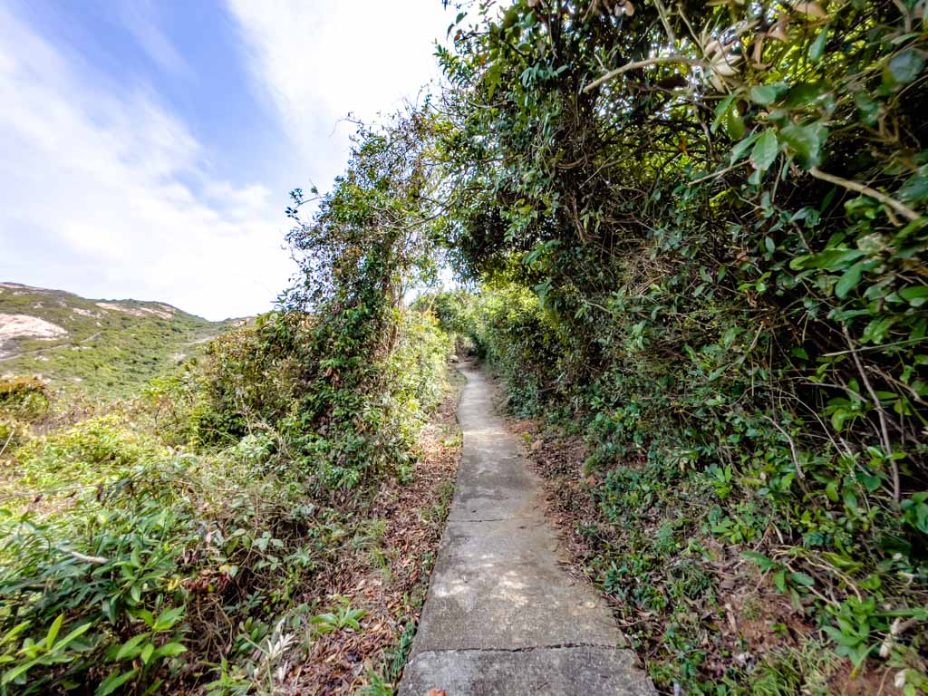 route 2 to mo's mansion po toi island hong kong - laugh travel eat