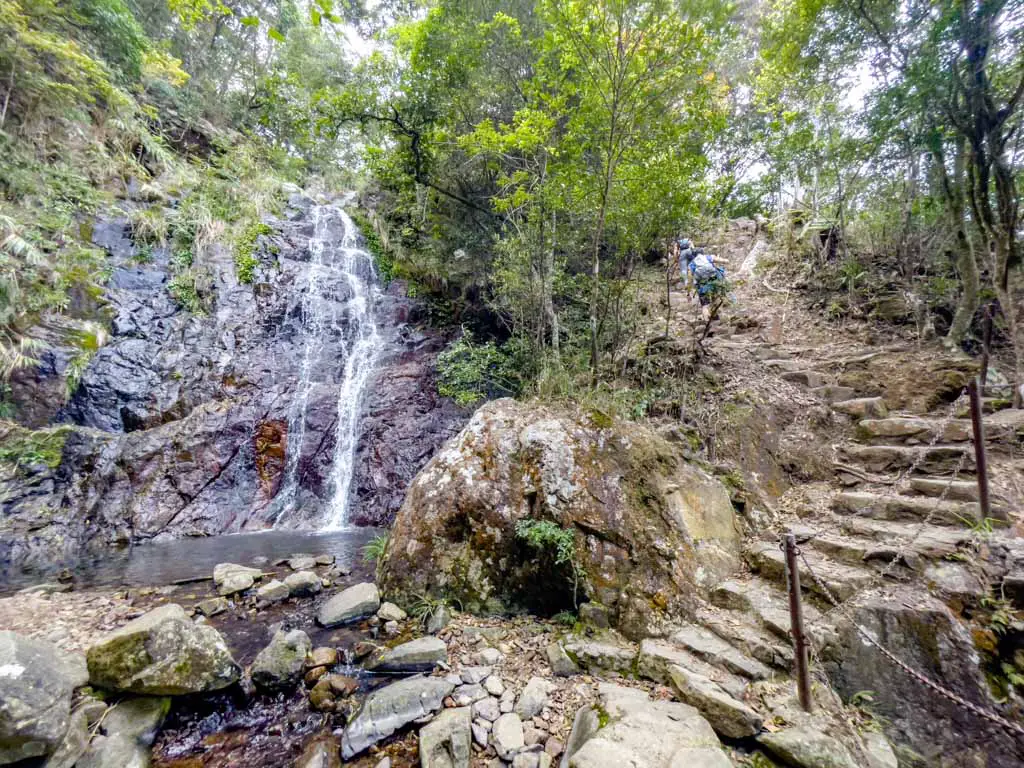 scatter fall to junction ng tung chai waterfall hike hong kong - laugh travel eat