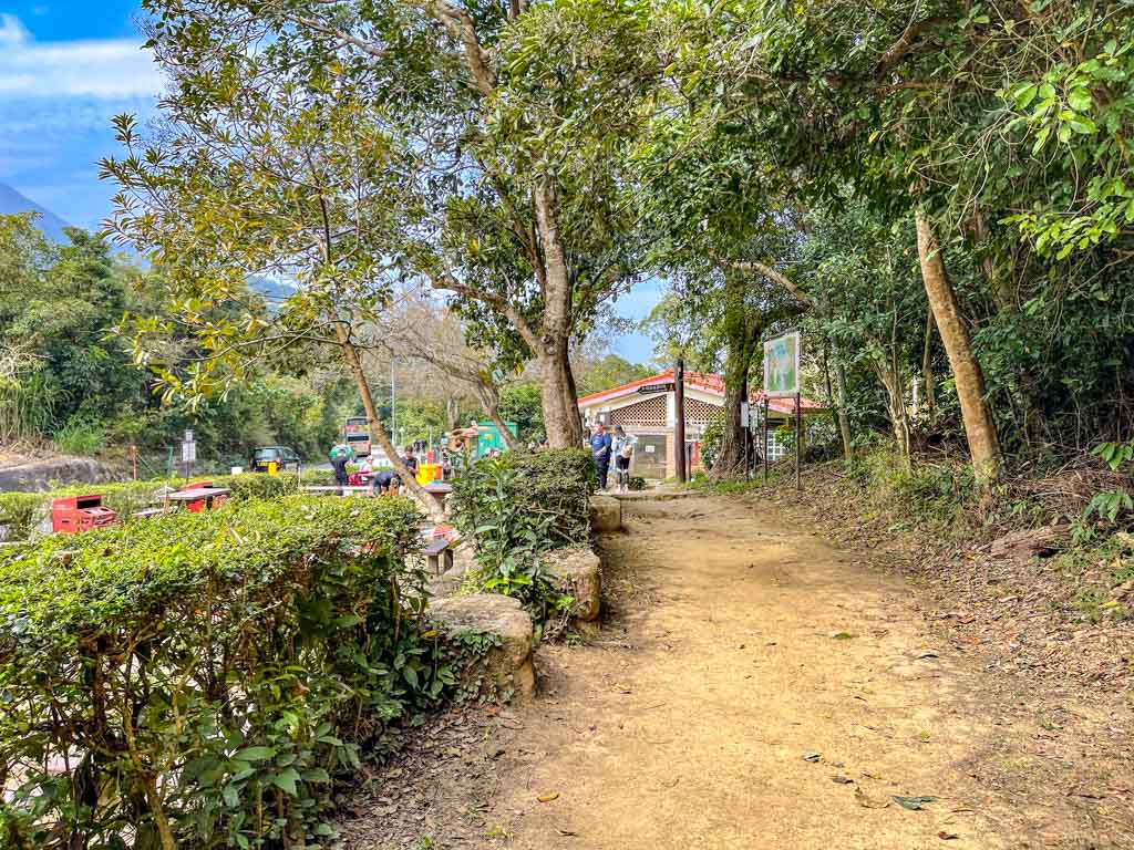 shui long wo seating area maclehose trail section 3 hong kong - laugh travel eat