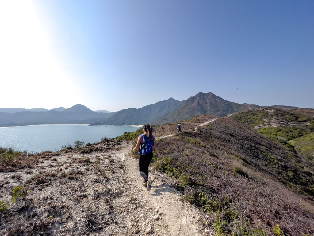 stick to the left going out of cheung tsui sai kung hong kong 一尖三咀過四灣 - laugh travel eat