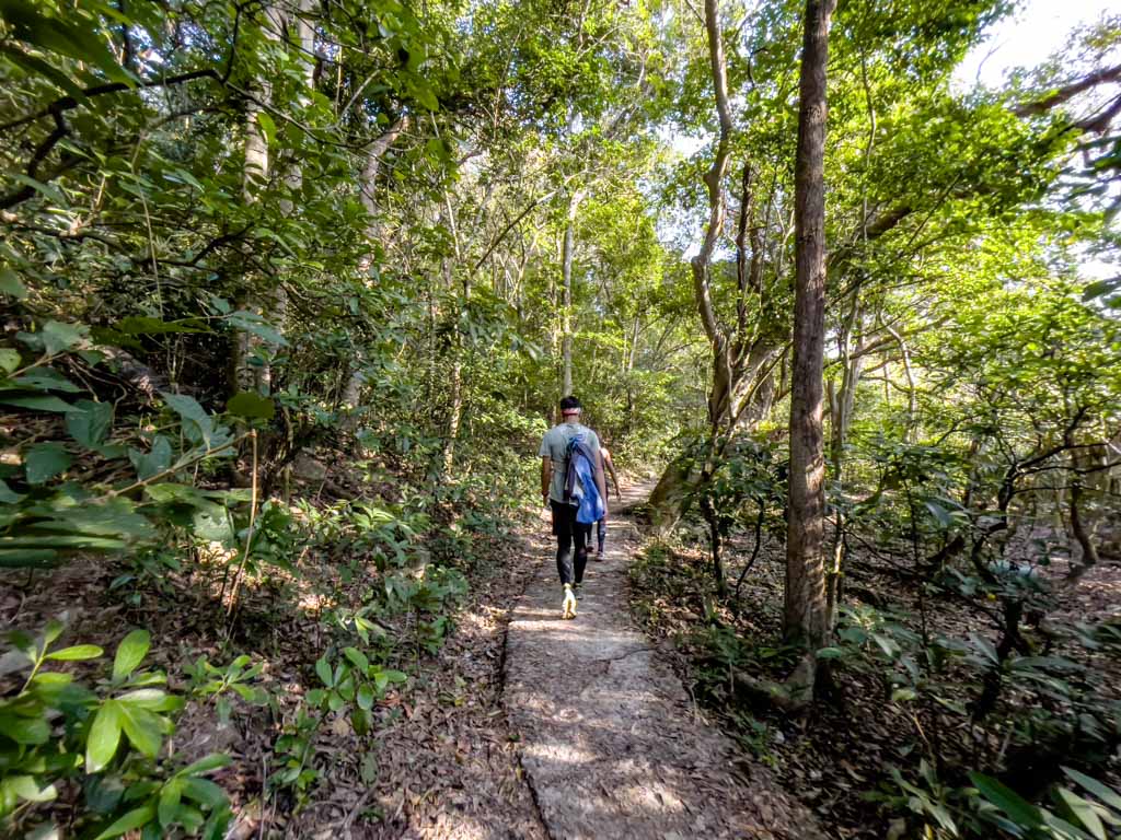 tai wan to ham tin wan via maclehose trail stage 2 sai kung hong kong 一尖三咀過四灣 - laugh travel eat