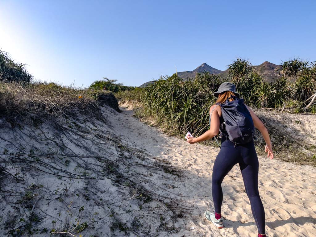 tai wan to ham tin wan via maclehose trail stage 2 sai kung hong kong 一尖三咀過四灣 - laugh travel eat