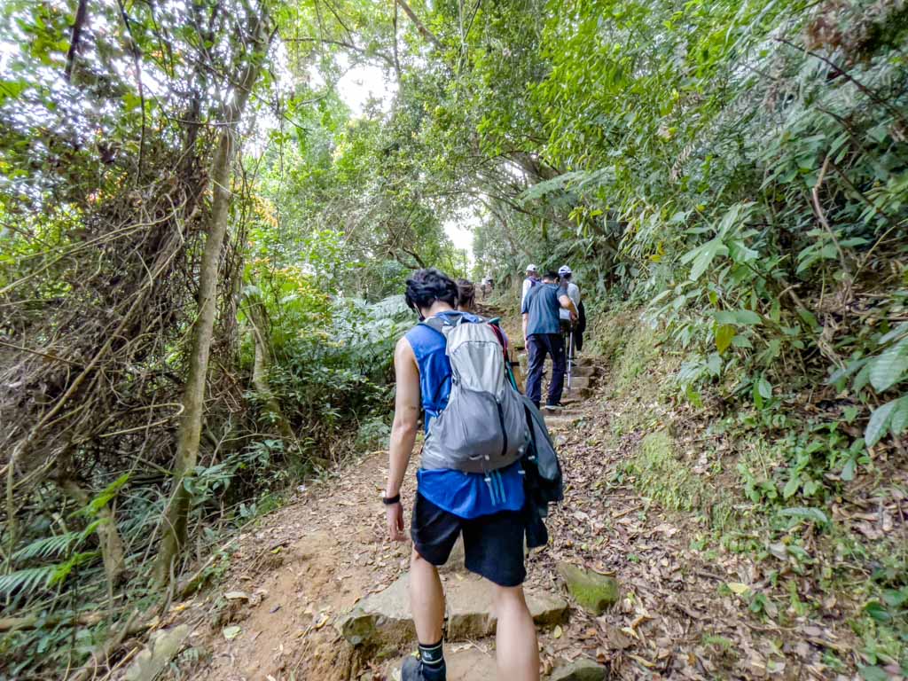 trail start to bottom fall junction ng tung chai waterfall hike hong kong - laugh travel eat