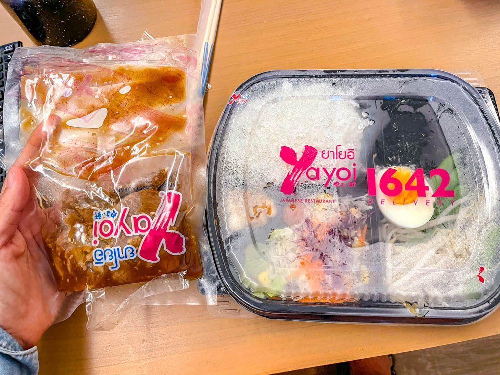 meal test and go lemontea hotel bangkok April 2022 Thailand - laugh travel eat