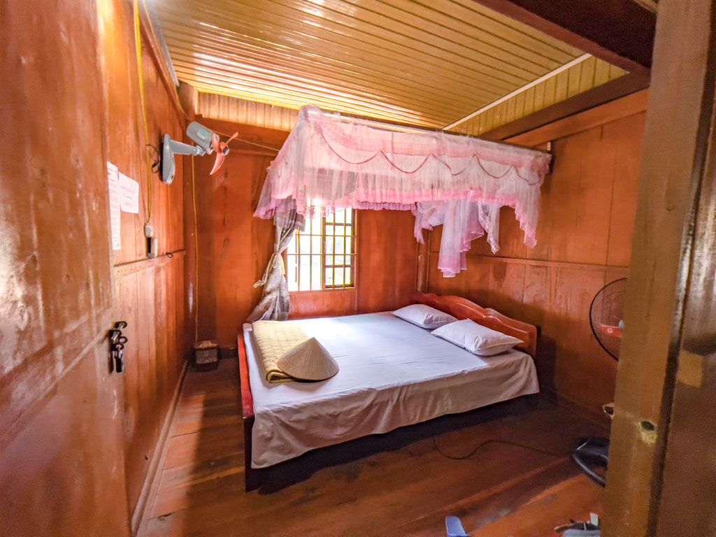 ba be lake view homestay ba be lake ba be national park Vietnam - laugh travel eat