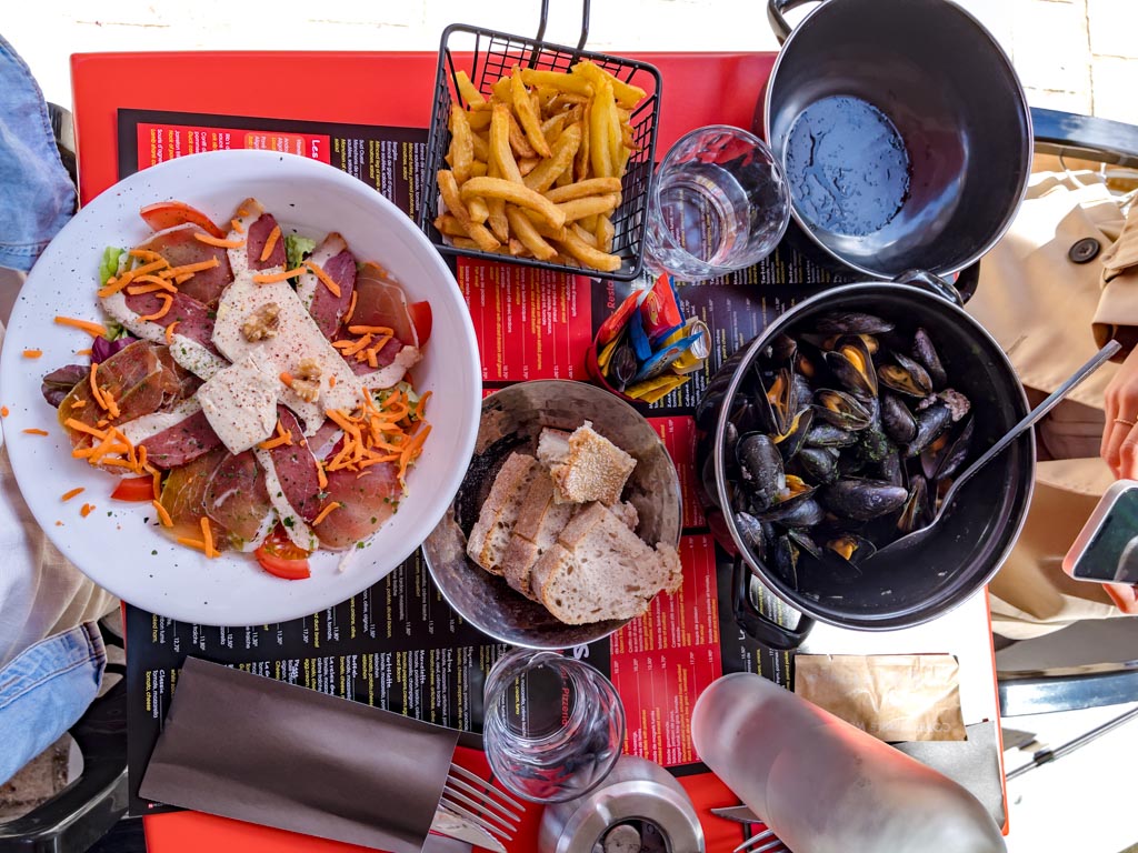 Le Relais Gascon pontorson mont-saint-michel Normandy France - laugh travel eat