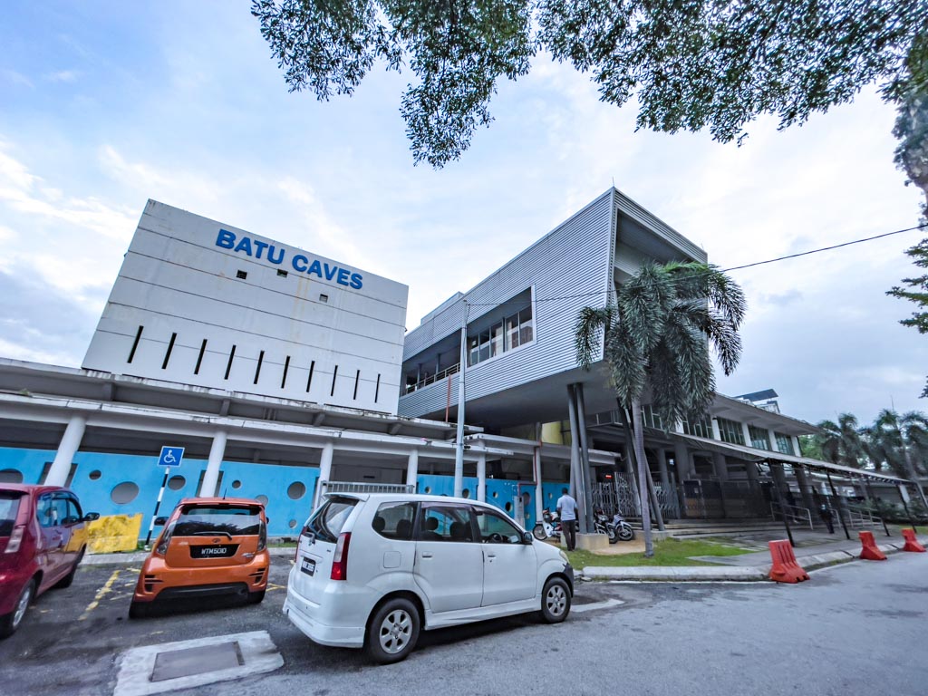 batu cave ktm komuter station kuala lumpur Malaysia - laugh travel eat