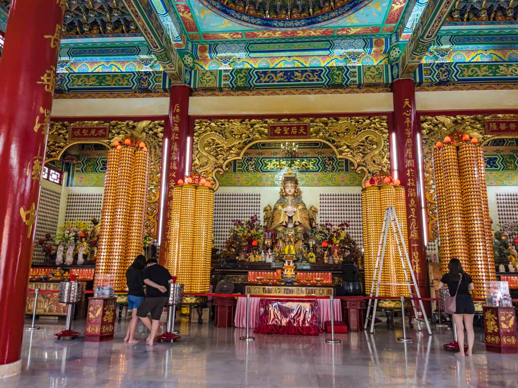 main thean hou temple kuala lumpur Malaysia - laugh travel eat
