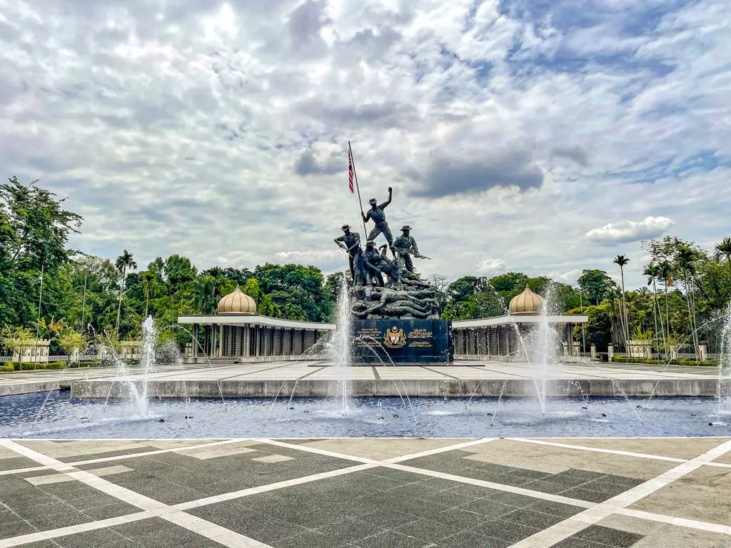 national monument at perdana botanical garden kuala lumpur Malaysia - laugh travel eat-2