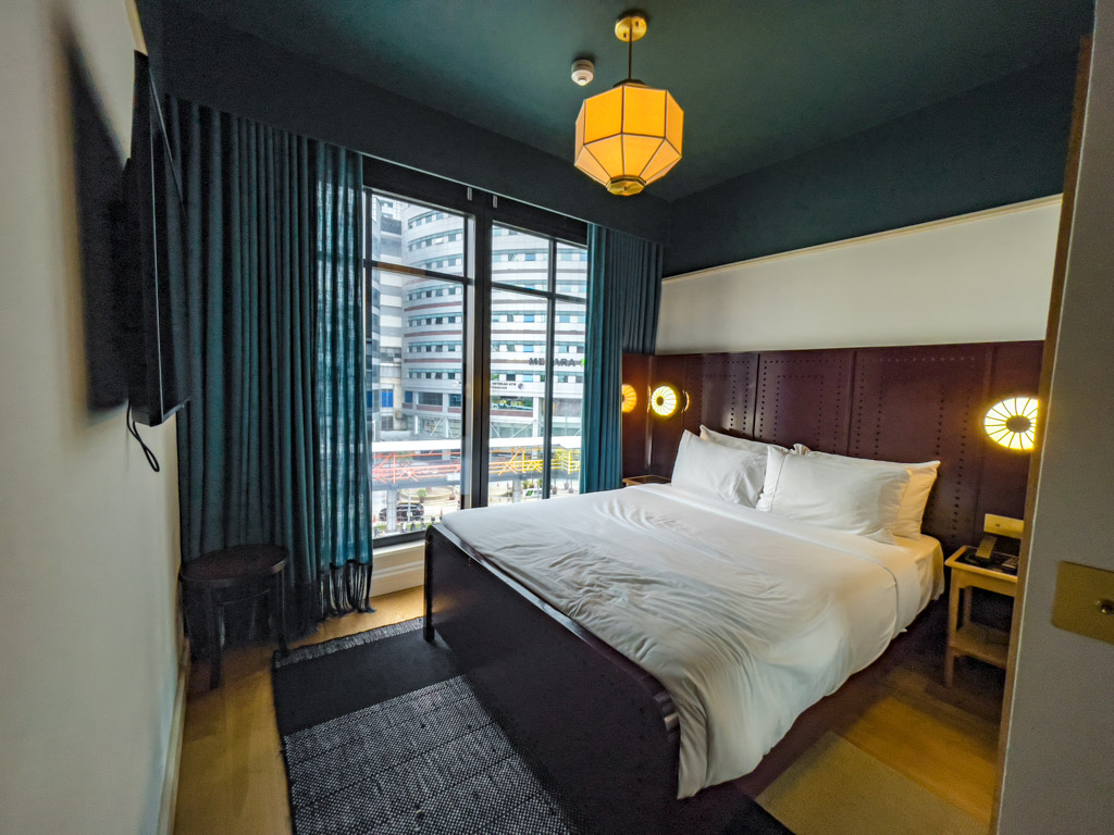 room at chow kit hotel kuala lumpur Malaysia - laugh travel eat