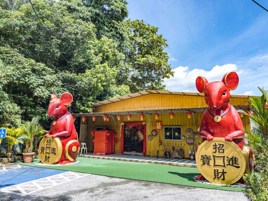 side temples thean hou temple kuala lumpur Malaysia - laugh travel eat