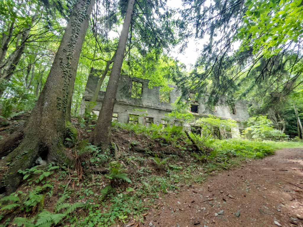 Brestovac Sanatorium Medvednica mountain zagreb croatia - laugh travel eat