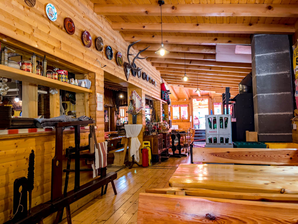 Restaurant Grofica Medvednica mountain zagreb croatia - laugh travel eat