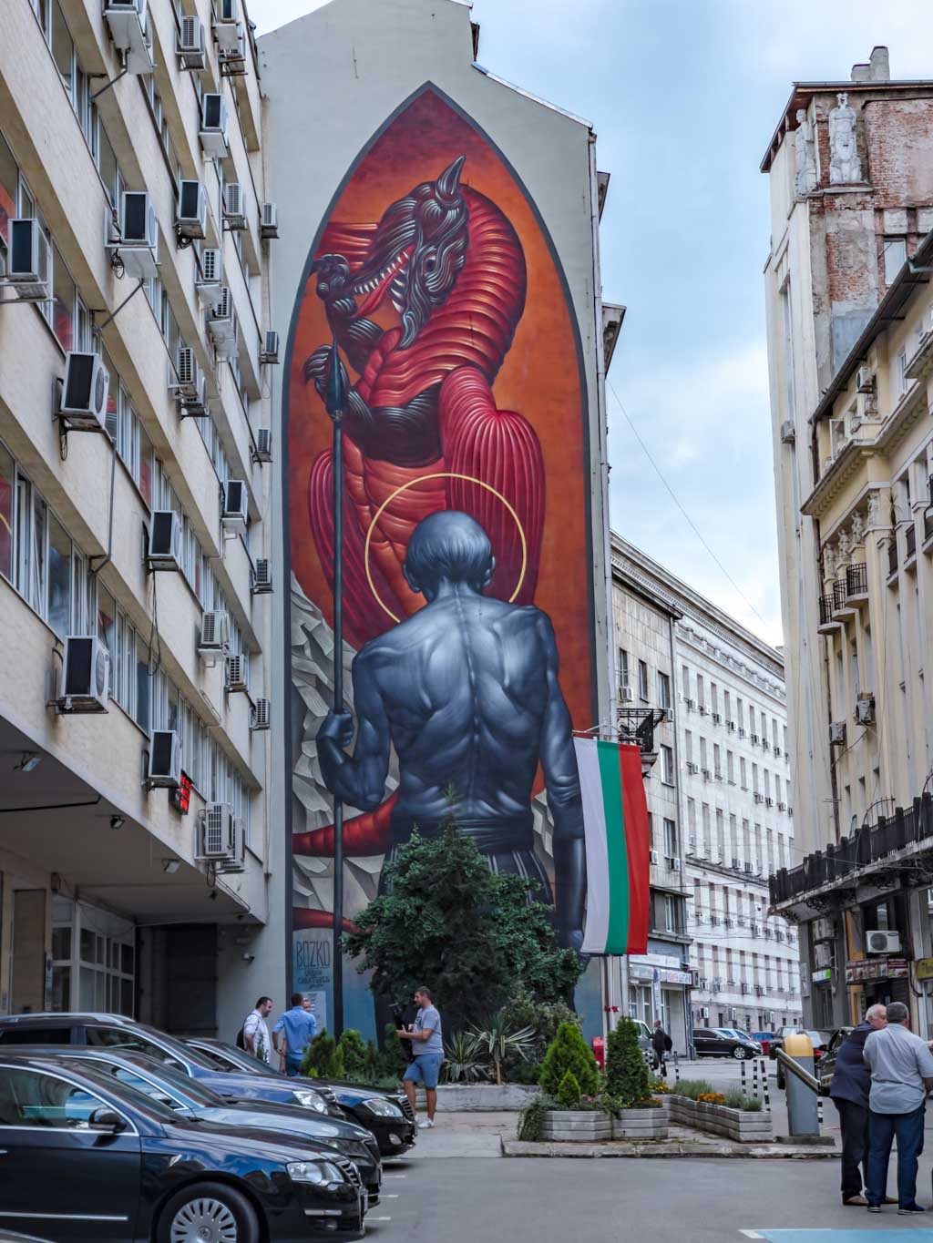 free grafitti tour sofia bulgaria - laugh travel eat-3