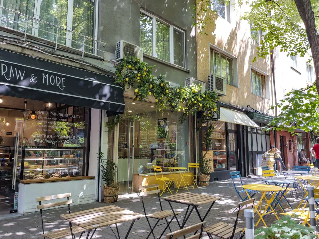 savini gelato sofia bulgaria - laugh travel eat