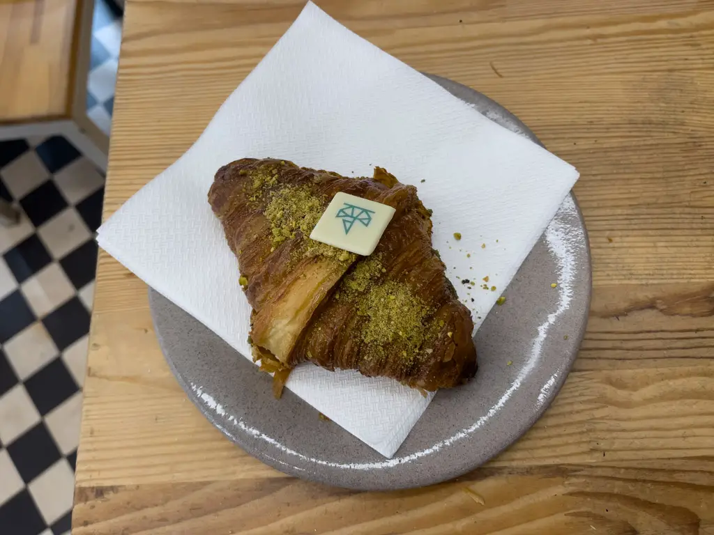 pistachio croissant Freyja - the croissant story budapest hungary - laugh travel eat