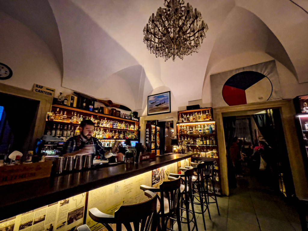 air cafe Brno nightlife brno bar Czech Republic - laugh travel eat