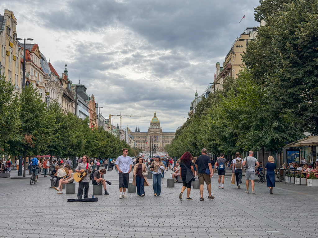 wenceslas square prague czech republic _ laughtraveleat