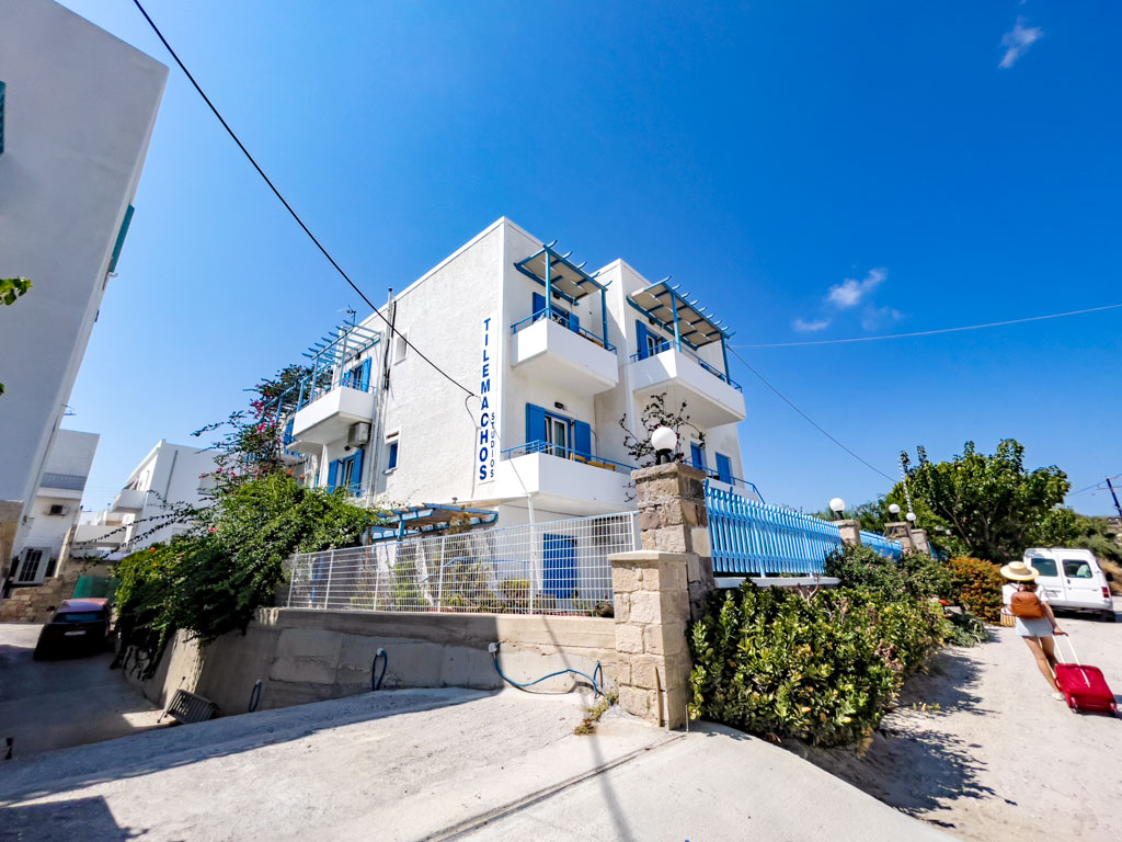 Tilemachos studio adamas milos greece - laugh travel eat