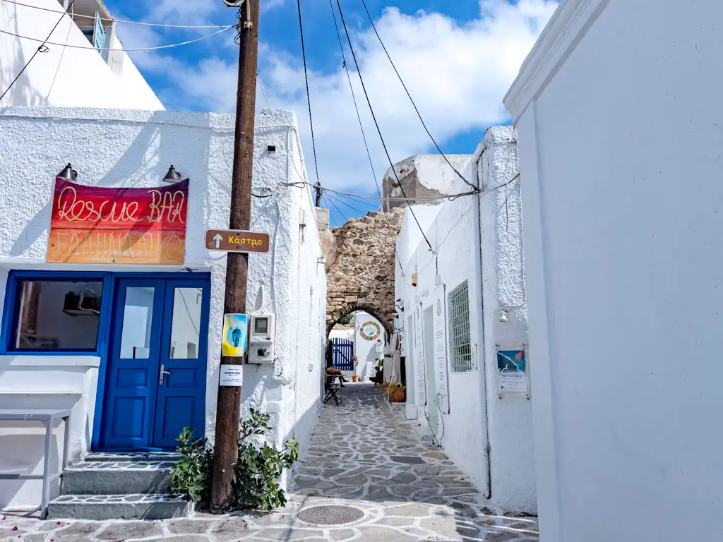 kastro chora antiparos greece - laugh travel eat