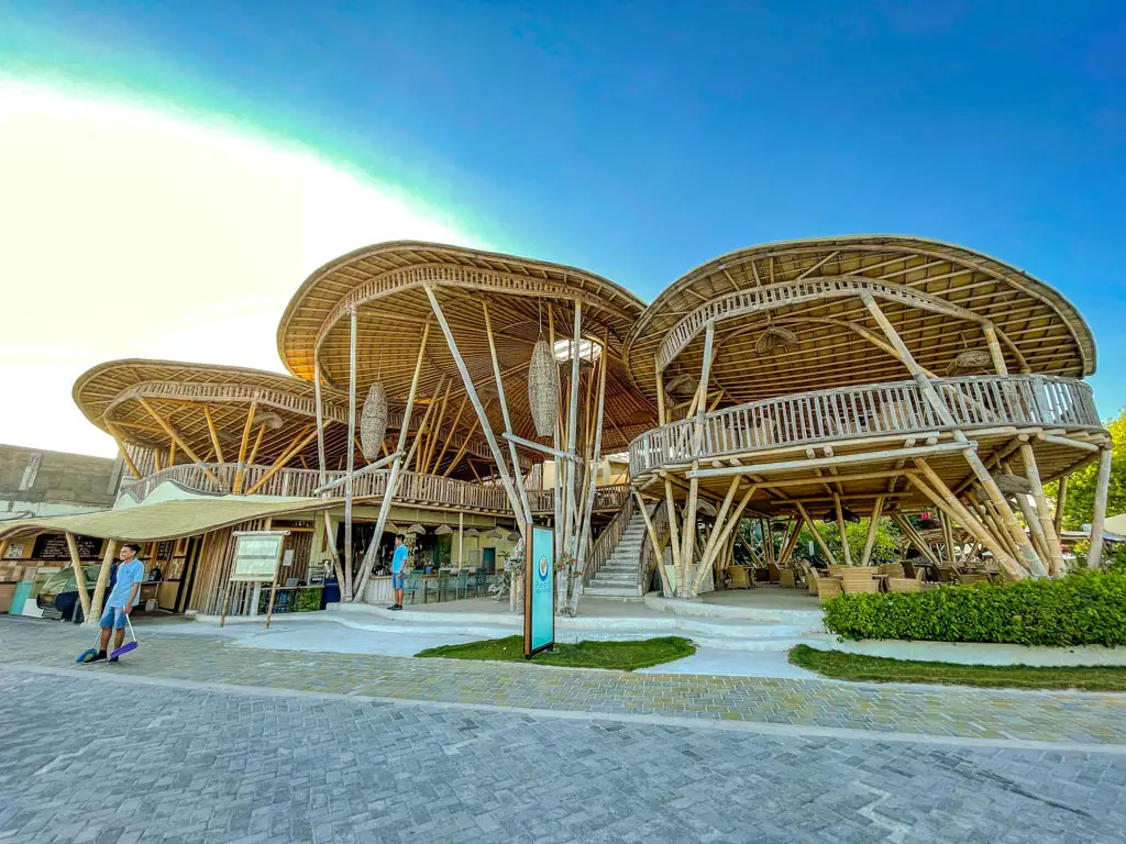 pearl of trawangan gili trawangan lombok indonesia - laugh travel eat