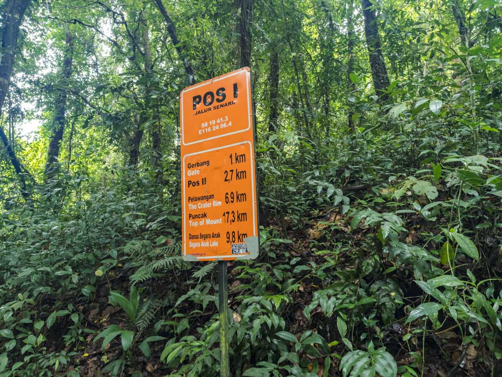 pos 2 to pos 1 senaru route mount rinjani trek lombok indonesia - laugh travel eat-3