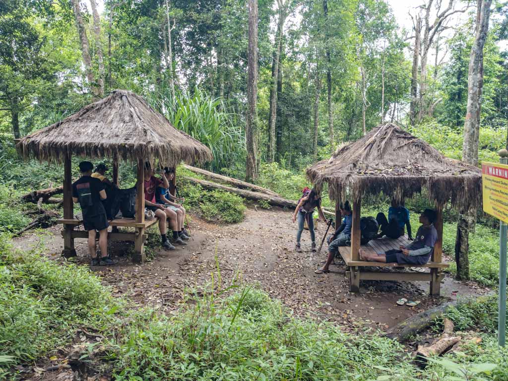 pos 3 to pos 4 senaru route mount rinjani trek lombok indonesia - laugh travel eat