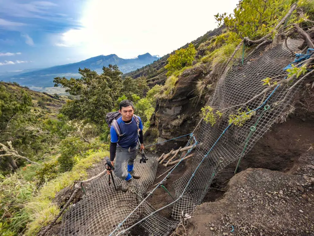 summit back to campsite mount rinjani trek lombok indonesia - laugh travel eat-8