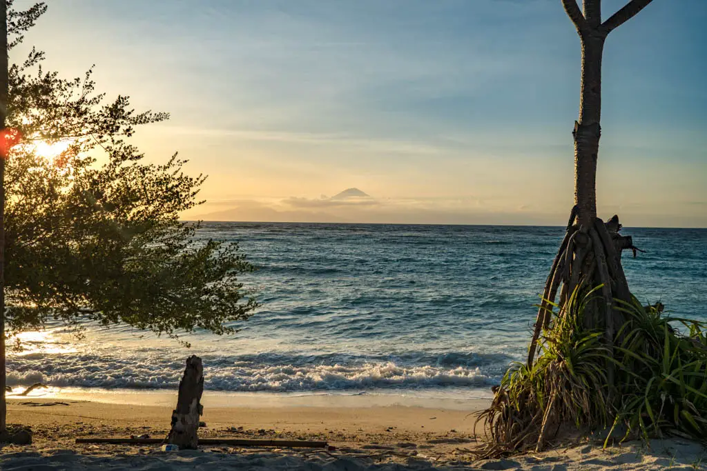sunset point gili trawangan lombok indonesia - laugh travel eat