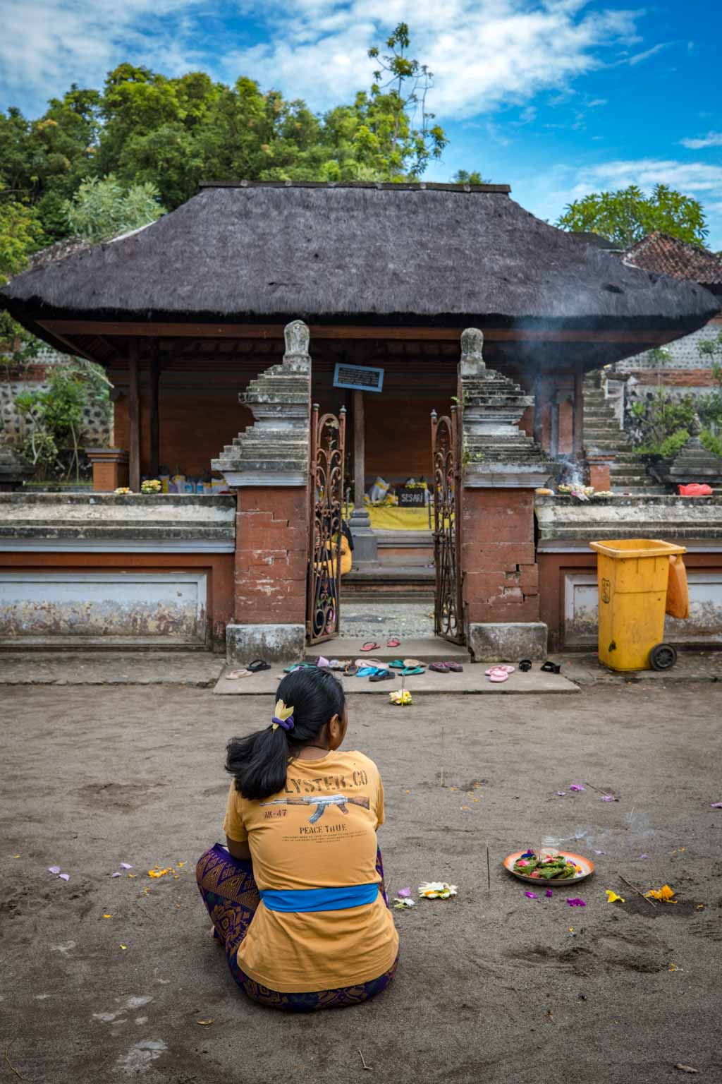 Lingsar Temple Lombok indonesia - laugh travel eat