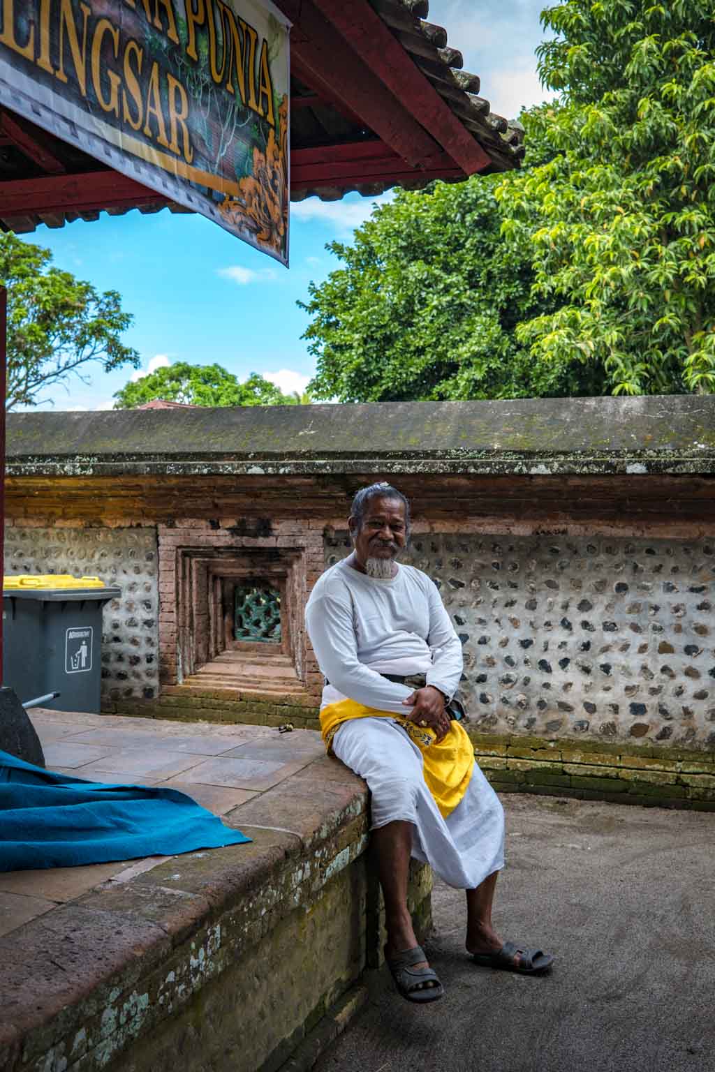 Lingsar Temple Lombok indonesia - laugh travel eat
