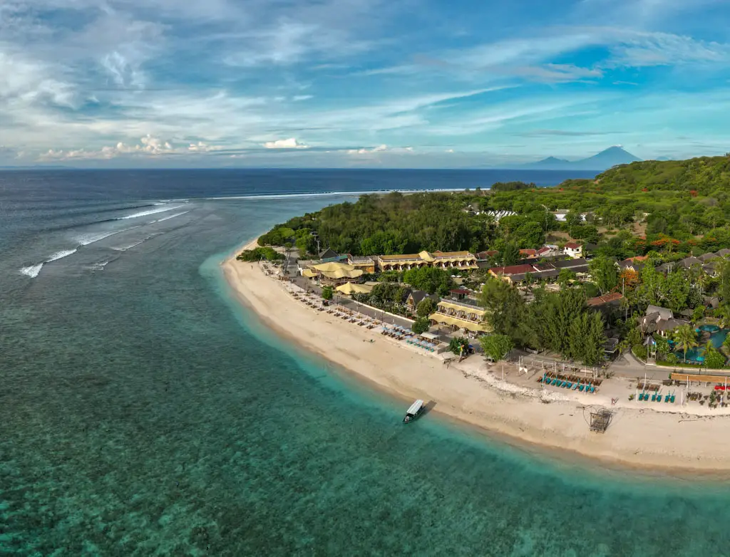 southeast and surf gili trawangan beaches lombok indonesia - laugh travel eat