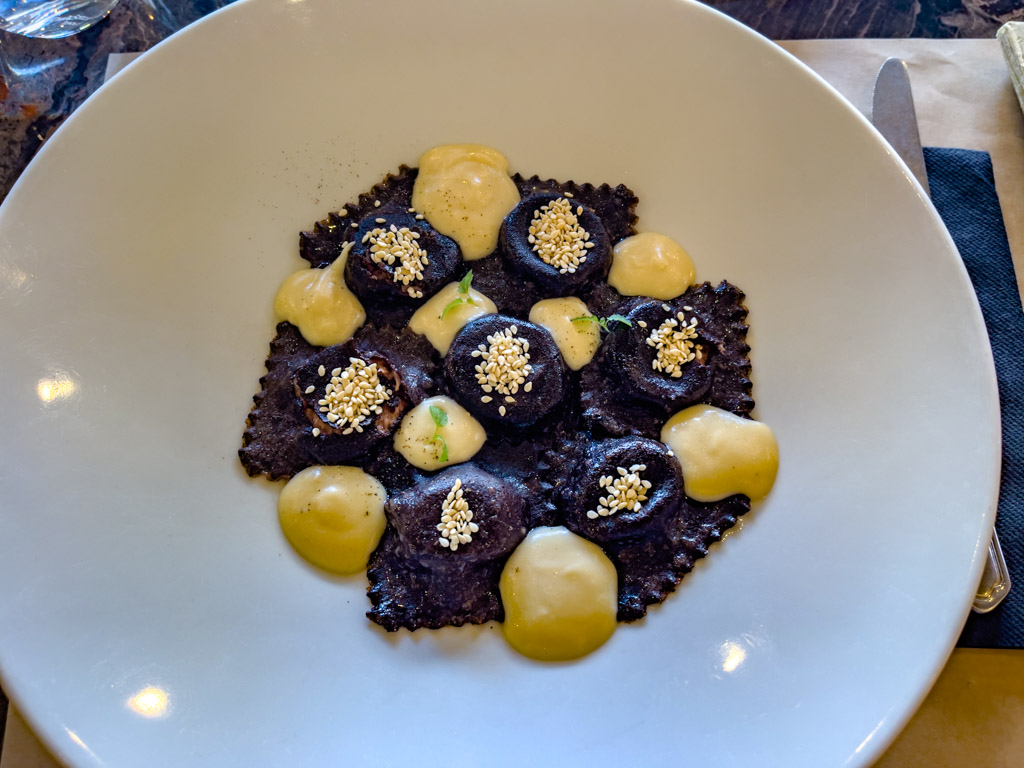 Charoupi restaurant thessaloniki food greece - laugh travel eat-3