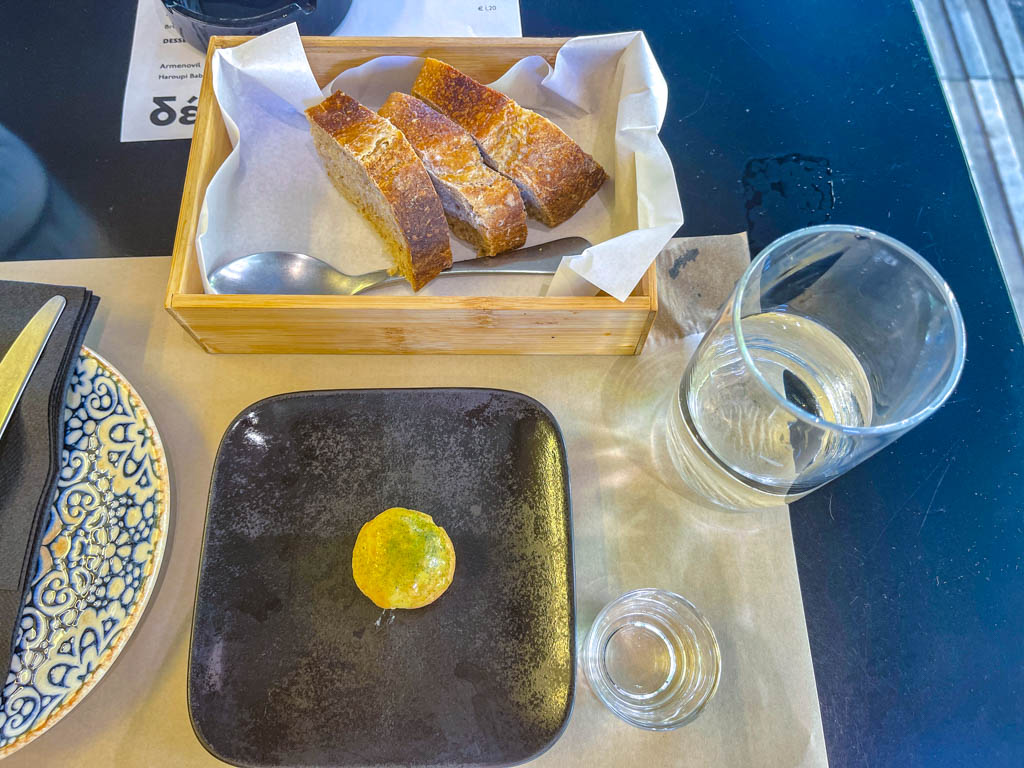 Deka Trapezia thessaloniki food greece - laugh travel eat