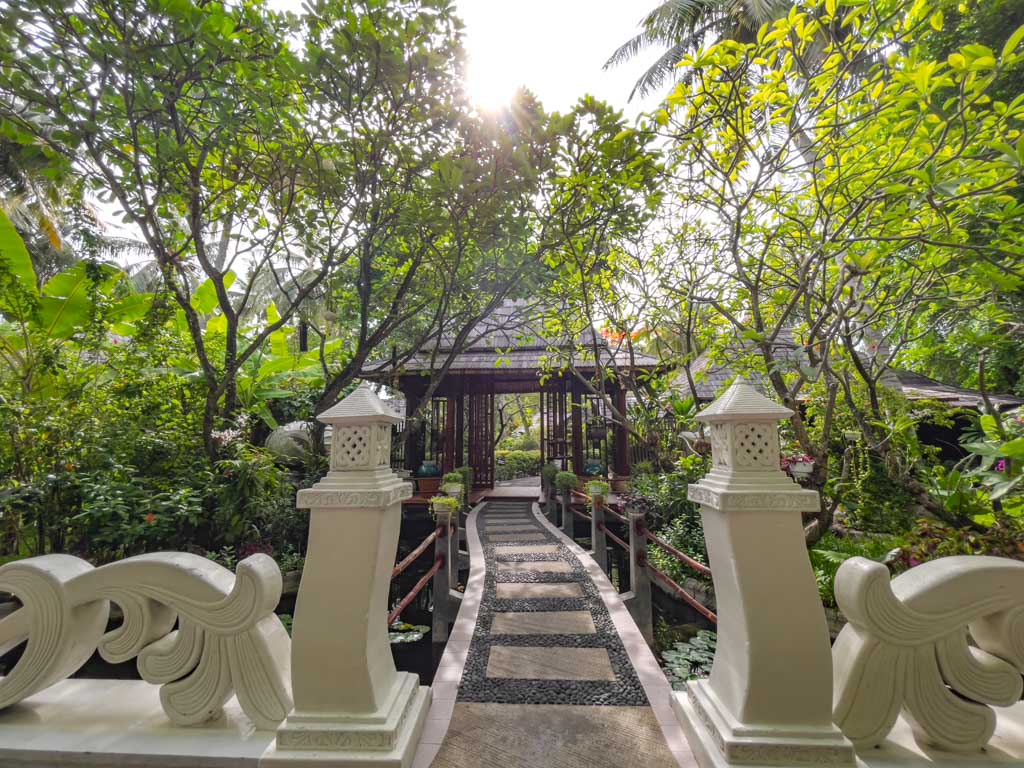 Araamu spa Villa Park Sun Island Maldives - laugh travel eat